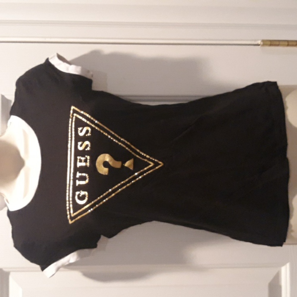 Guess tee